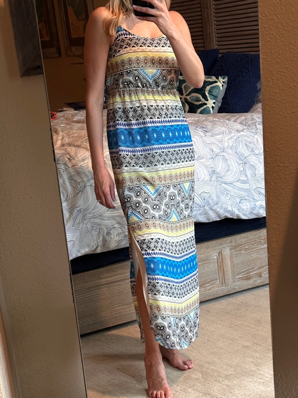 2/$10 or 3/$12 ❤️ Old Navy Sleeveless Tribal Stripe Maxi Dress Blue & Yellow